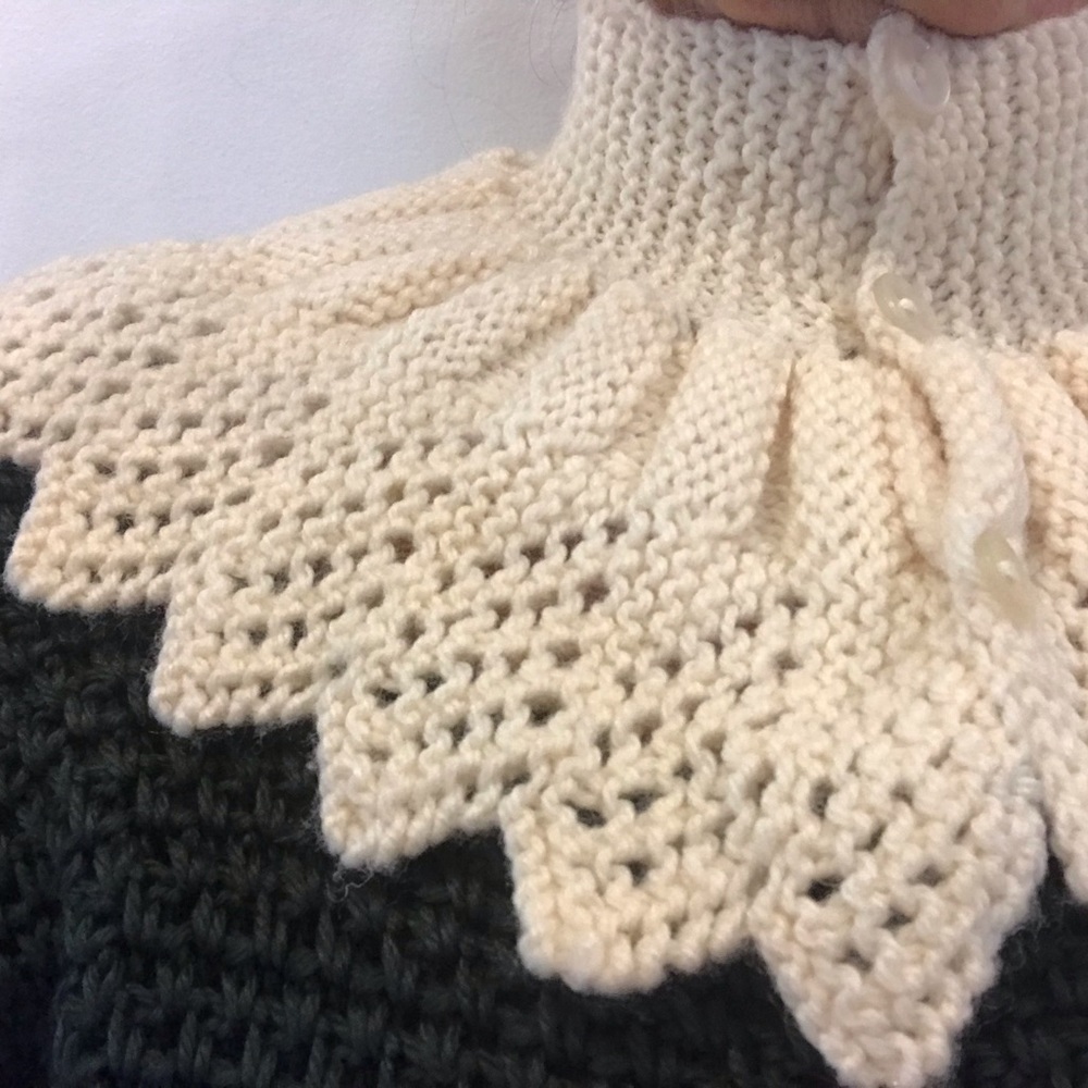 Vintage Hand Knit Victorian Style Collar O/S
